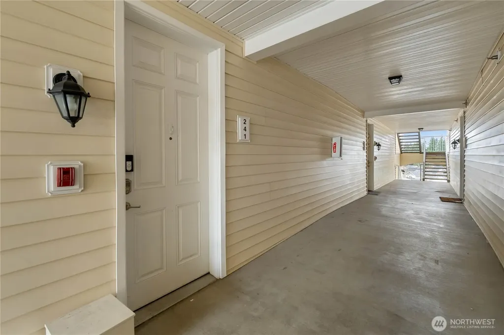 10011 186th Street E Puyallup WA 98375