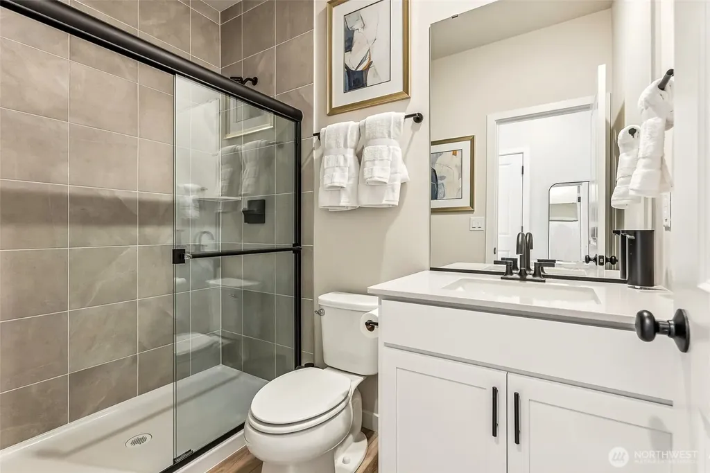 2028 NE Norseman Way Poulsbo WA 98370
