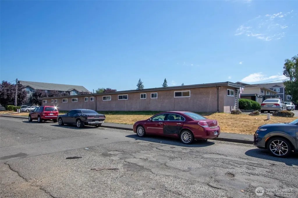 7603 Pacific Avenue Tacoma WA 98408