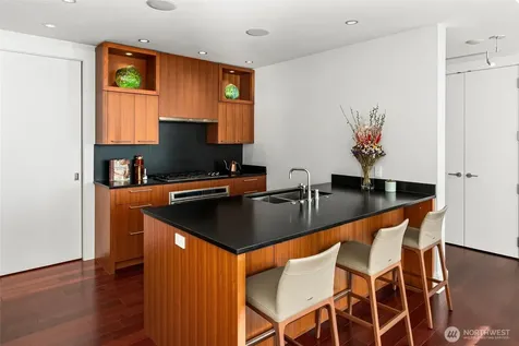 1521 2nd Avenue Seattle WA 98101