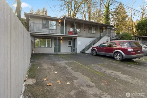 4811 S 252nd Place Kent WA 98032
