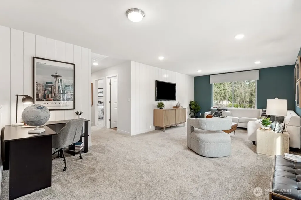 17500 NE Midnight Sun Loop Poulsbo WA 98370