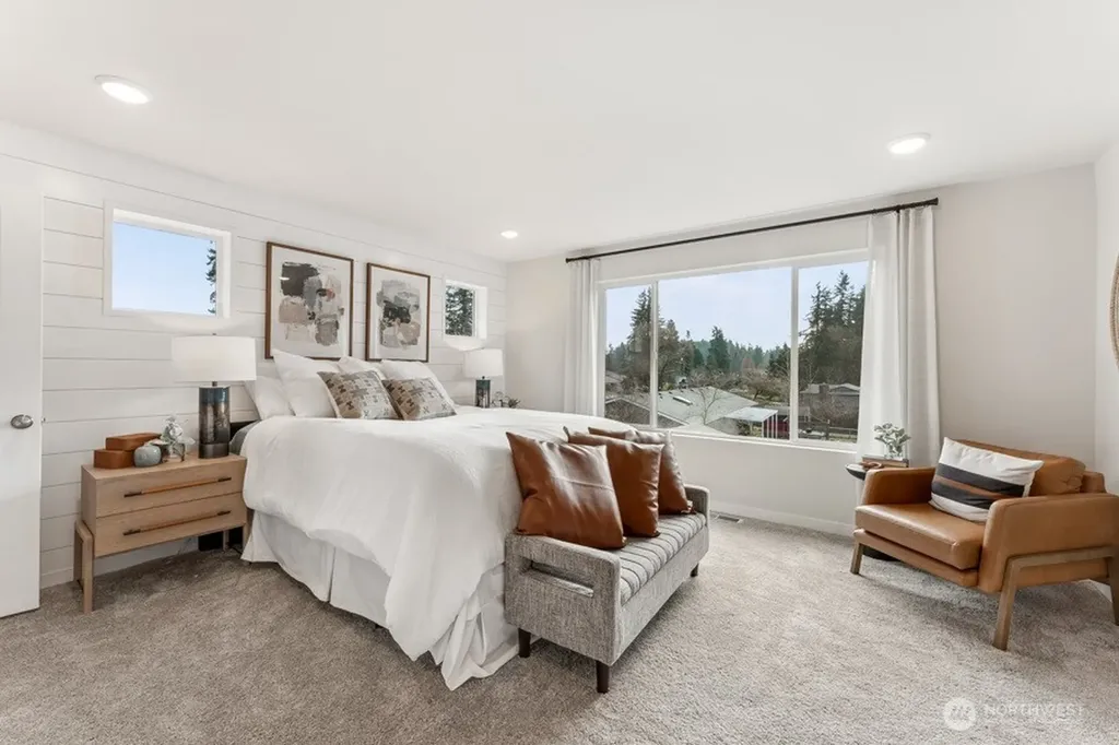 17500 NE Midnight Sun Loop Poulsbo WA 98370