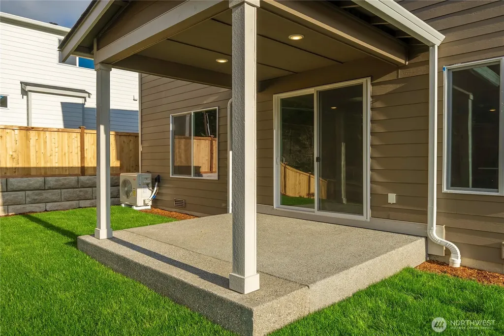 17500 NE Midnight Sun Loop Poulsbo WA 98370