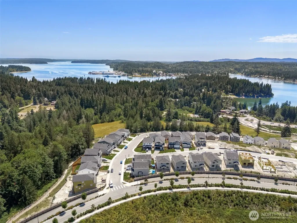 17500 NE Midnight Sun Loop Poulsbo WA 98370
