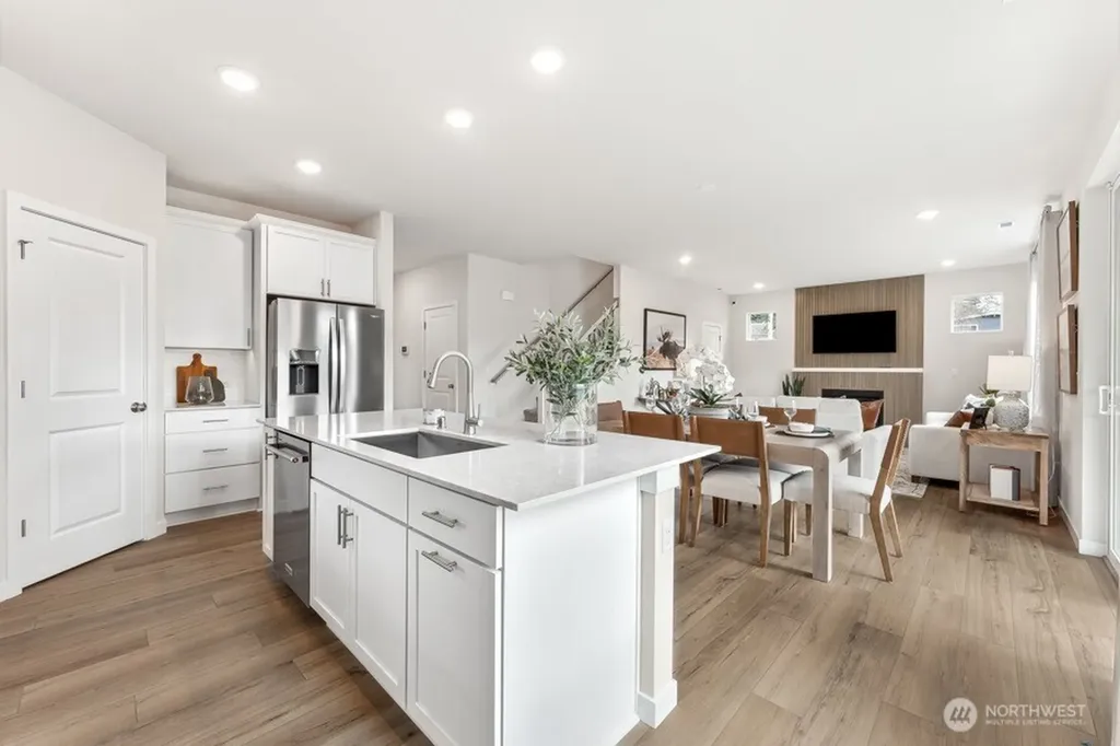 17500 NE Midnight Sun Loop Poulsbo WA 98370