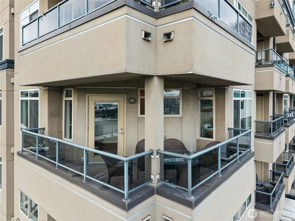 1000 Aurora Avenue N Seattle WA 98109