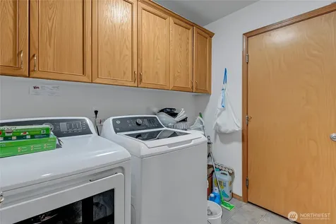 9245 S G Street Tacoma WA 98444