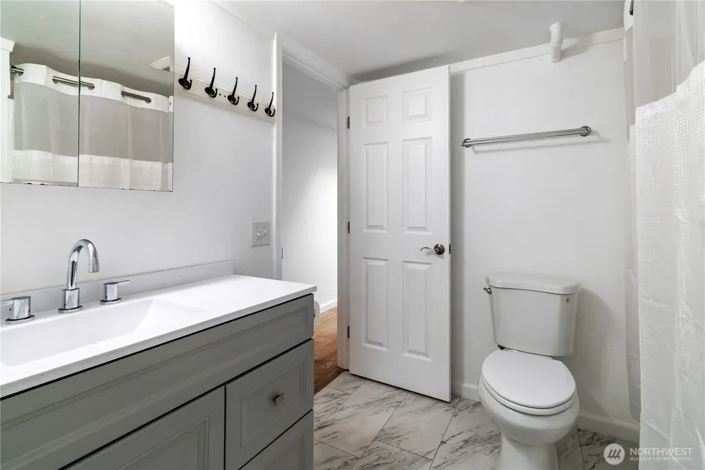 8471 Willow Way Blaine WA 98230