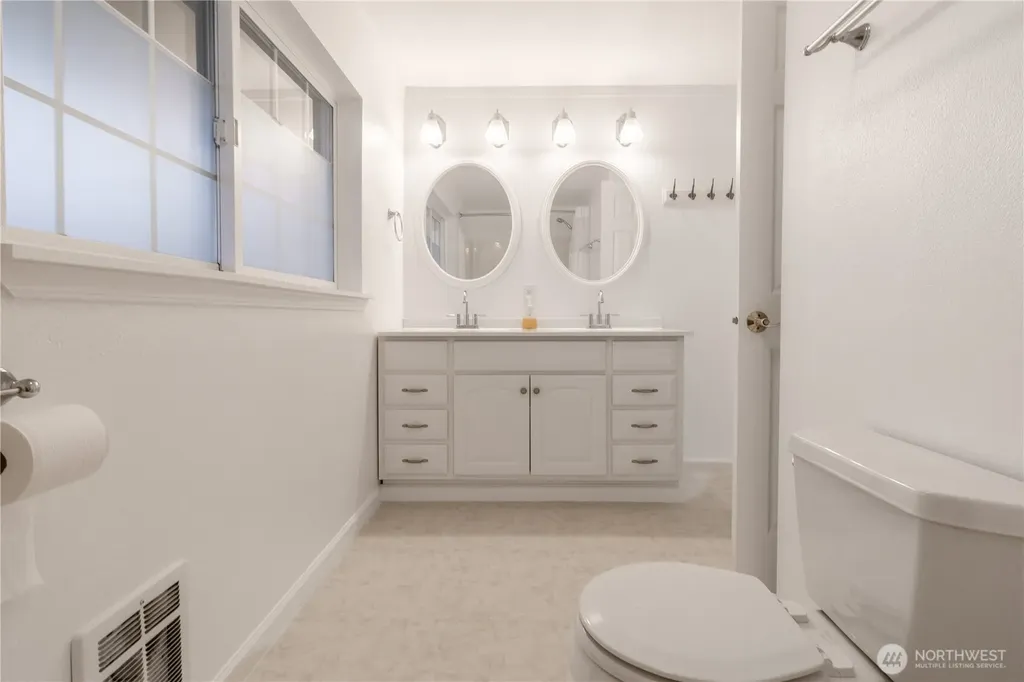 8471 Willow Way Blaine WA 98230