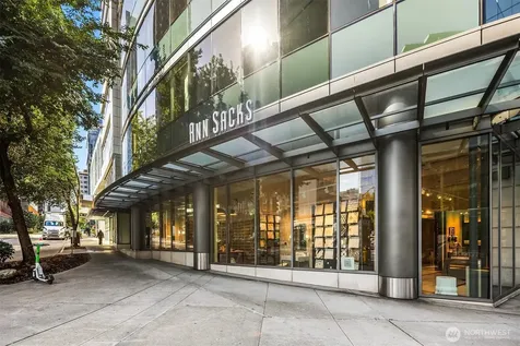 820 Blanchard Street Seattle WA 98121
