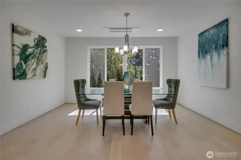 4019 4th Avenue NE Seattle WA 98105