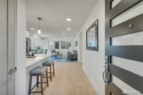 4019 4th Avenue NE Seattle WA 98105