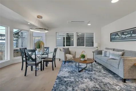4019 4th Avenue NE Seattle WA 98105