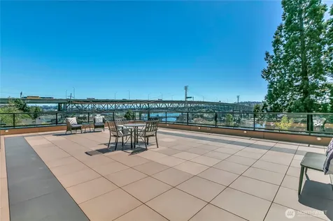 4019 4th Avenue NE Seattle WA 98105