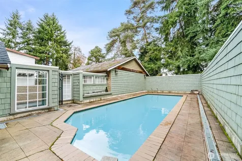 9510 9th Avenue NW Seattle WA 98117