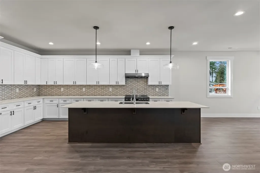 8717 33rd Street E Edgewood WA 98371