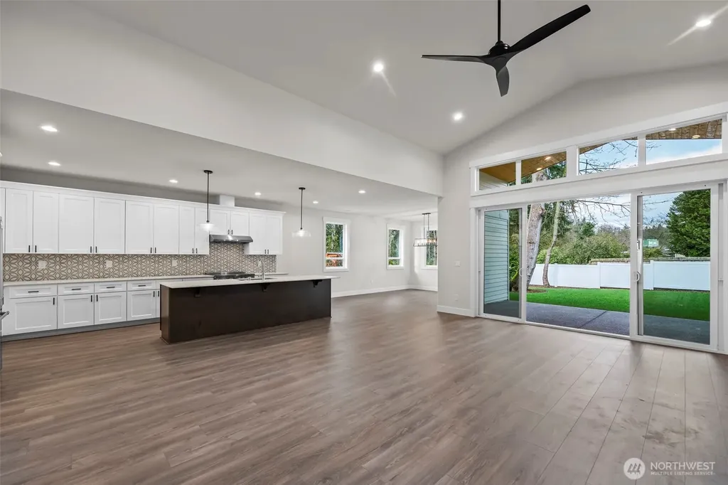 8717 33rd Street E Edgewood WA 98371