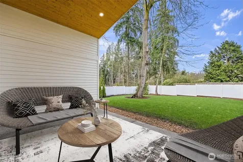 8717 33rd Street E Edgewood WA 98371