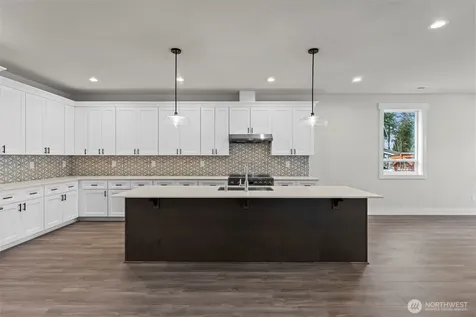 8717 33rd Street E Edgewood WA 98371