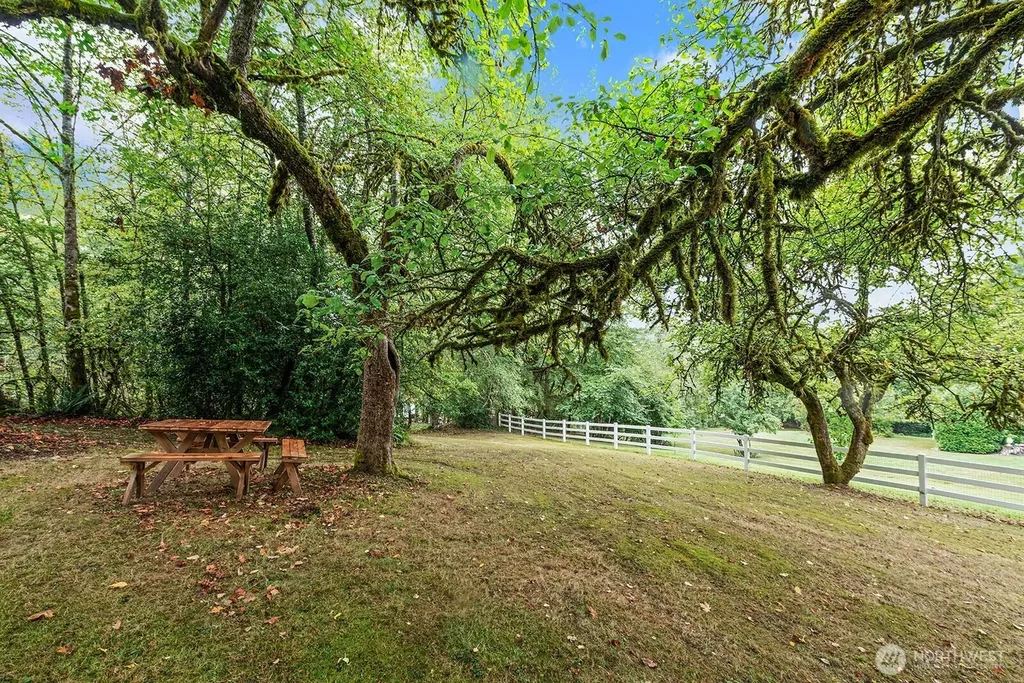 517 NW Old Orchard Way Poulsbo WA 98370