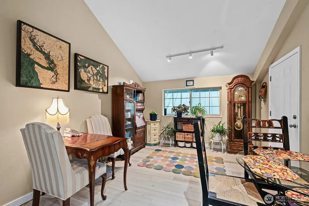 517 NW Old Orchard Way Poulsbo WA 98370