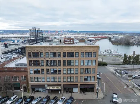 1120 Cliff Avenue Tacoma WA 98402