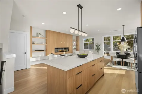 14308 Roslyn Place N Seattle WA 98133