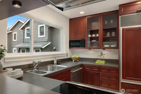 1929 42nd Avenue E Seattle WA 98112