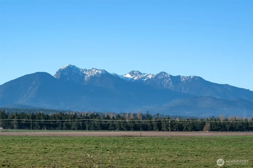 1132 Woodcock Road Sequim WA 98382