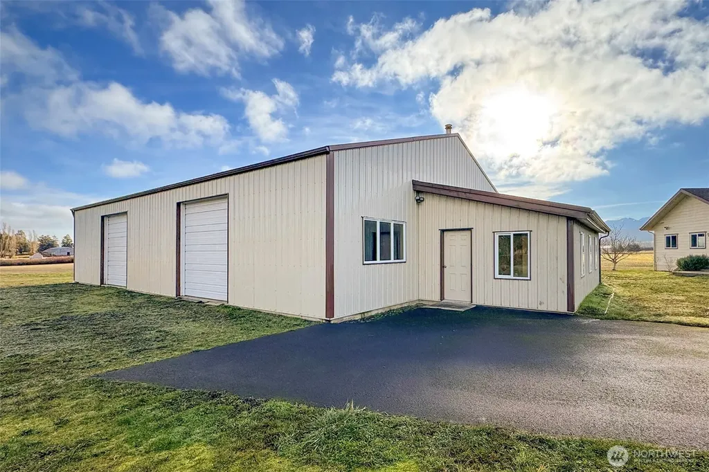 1132 Woodcock Road Sequim WA 98382