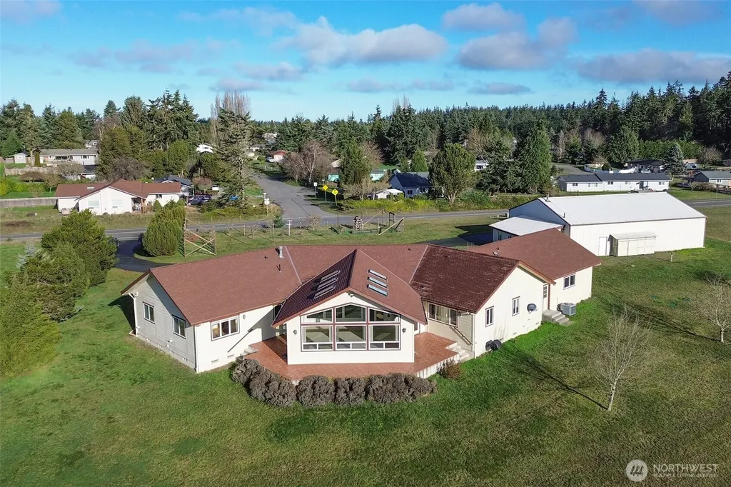 1132 Woodcock Road Sequim WA 98382