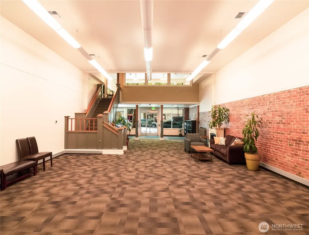 204 W Holly Street Bellingham WA 98225