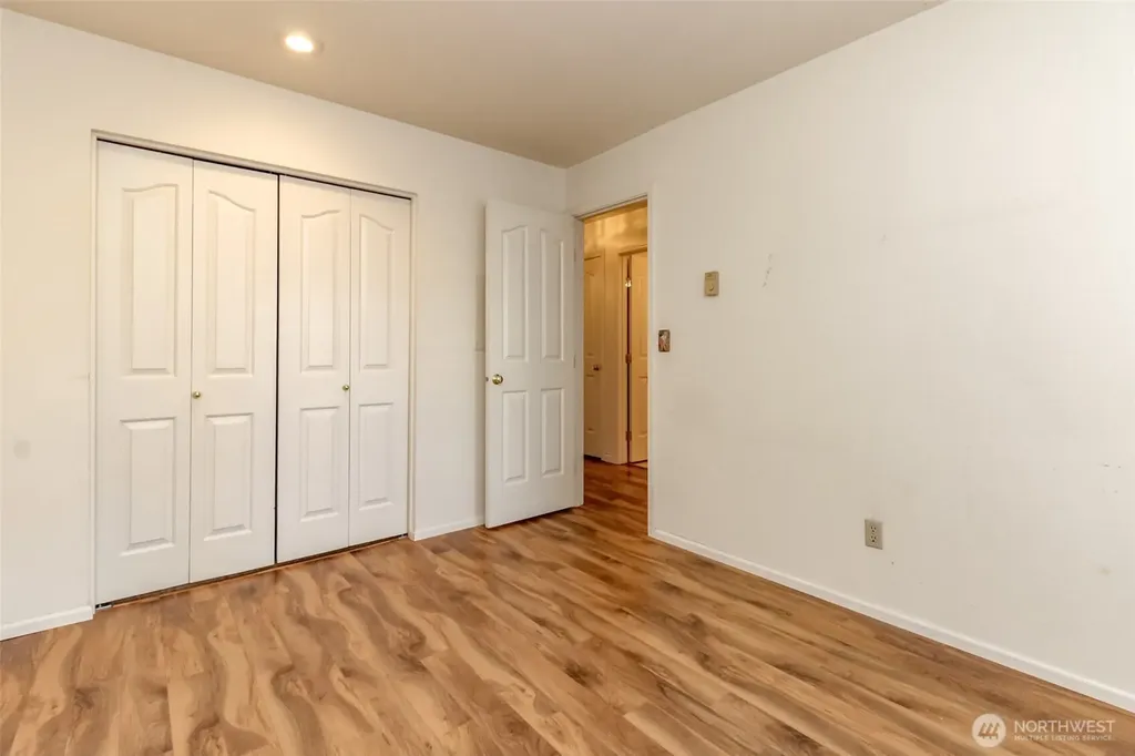 1830 S 336th Street Federal Way WA 98003