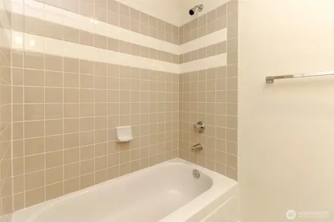 1830 S 336th Street Federal Way WA 98003