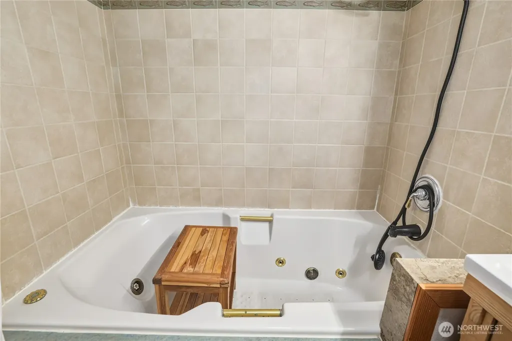 32611 SE 108th Street Issaquah WA 98027