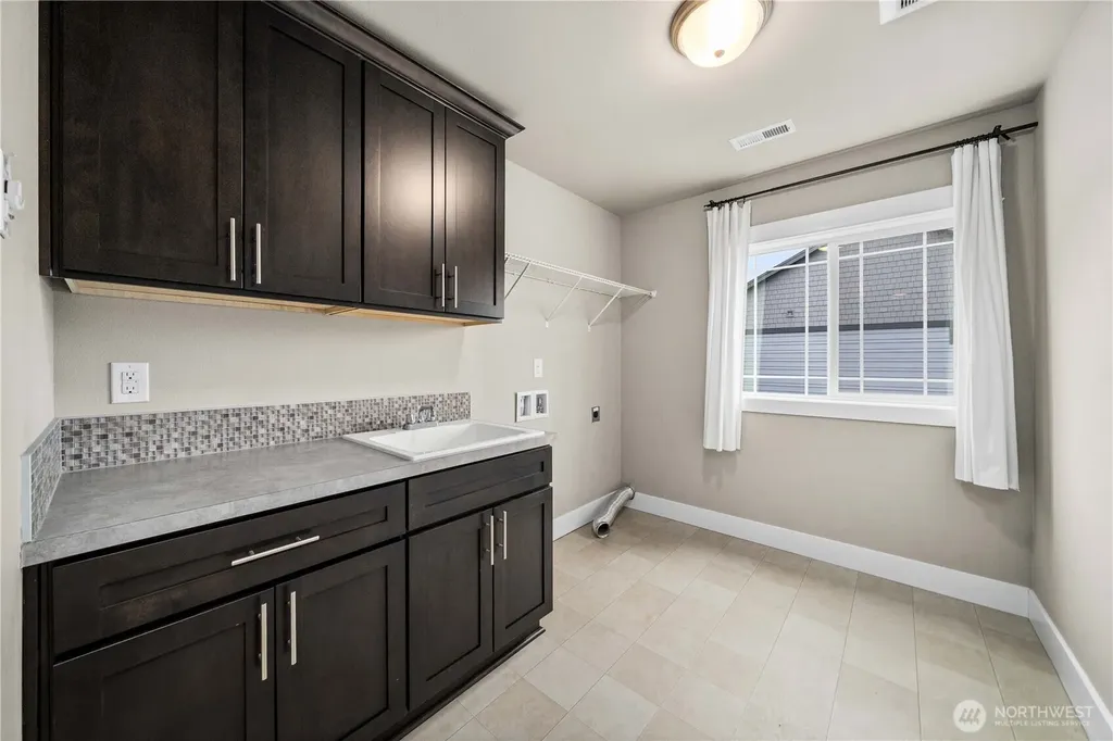 13813 187th Avenue Ct E Bonney Lake WA 98391