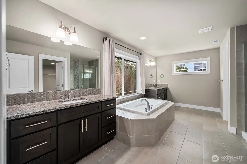 13813 187th Avenue Ct E Bonney Lake WA 98391