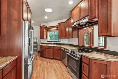 303 Shadow Mt Road Silverlake WA 98645