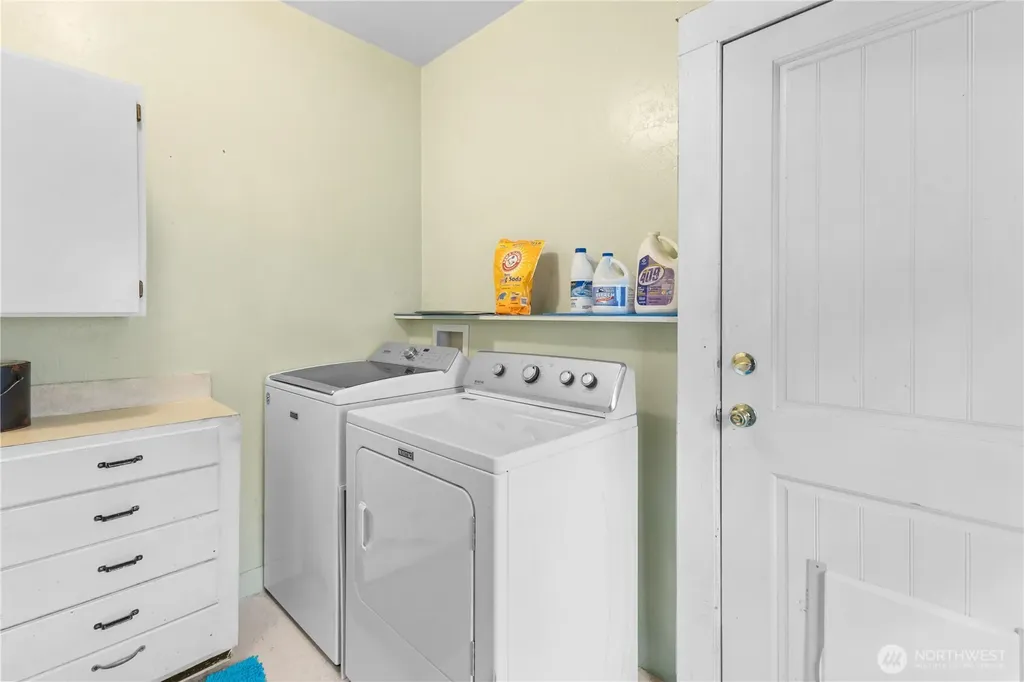 1213 Rhobina Street Centralia WA 98531