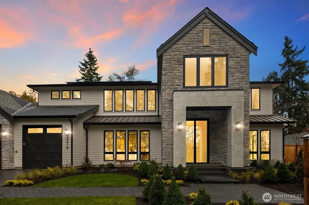 4216 83rd Avenue SE Mercer Island WA 98040
