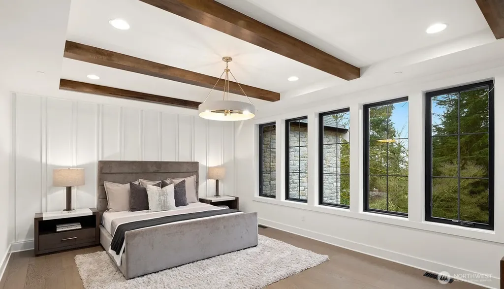 4216 83rd Avenue SE Mercer Island WA 98040