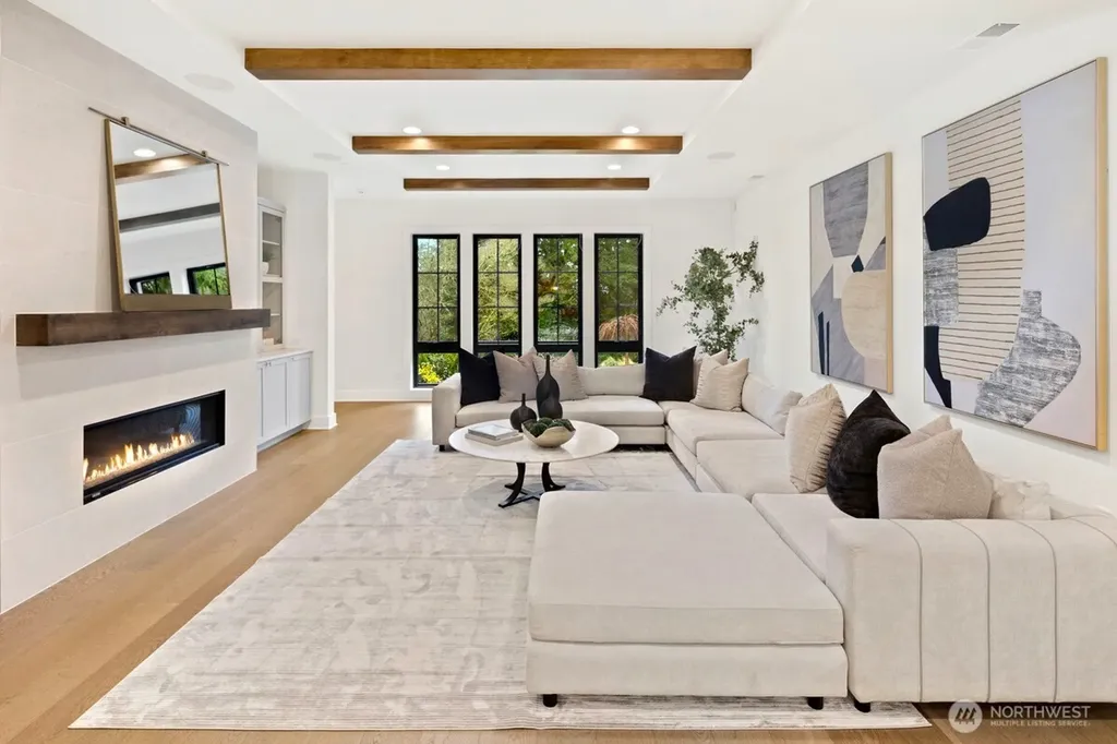 4216 83rd Avenue SE Mercer Island WA 98040