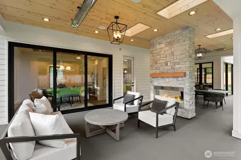 4216 83rd Avenue SE Mercer Island WA 98040