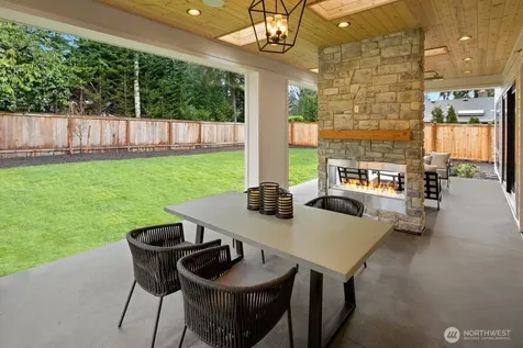 4216 83rd Avenue SE Mercer Island WA 98040