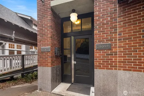 2809 Mount Rainier Drive S Seattle WA 98144