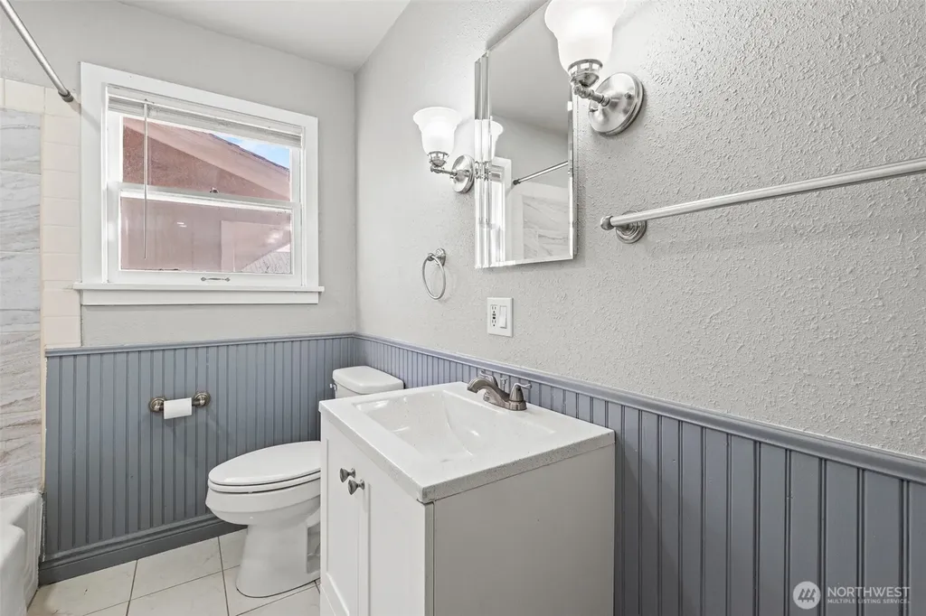 112 E Street NE Ephrata WA 98823