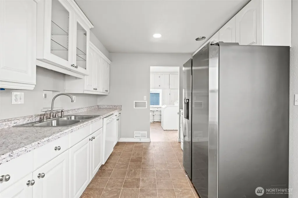 112 E Street NE Ephrata WA 98823