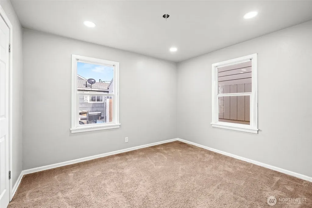 112 E Street NE Ephrata WA 98823
