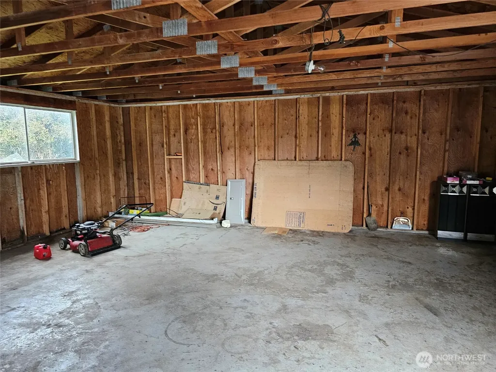 120 S Park Oakville WA 98568